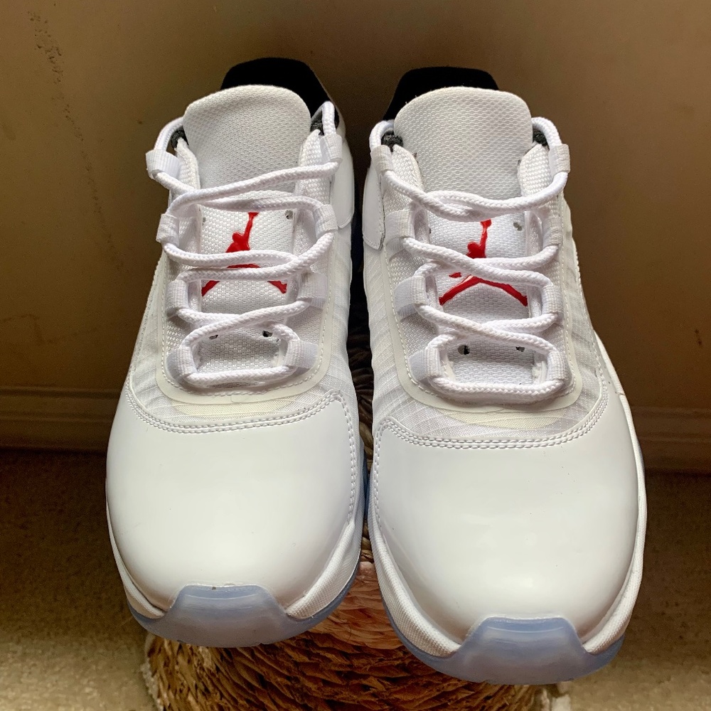 Jordan 11 Low CMFT White Varsity Red